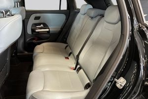 Mercedes GLA250 bild 9