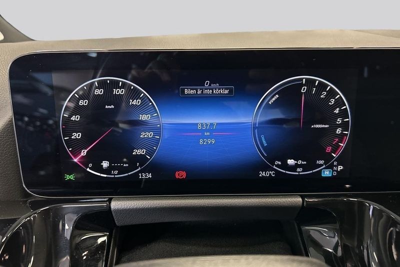 Mercedes GLA250 bild 10