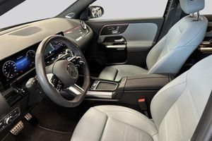 Mercedes GLA250 bild 8