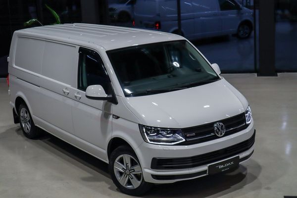 Volkswagen Transporter T32 TDI 204HK DSG 4MOTION LÅNG DUBBLA DÖRRAR DRAG KAMER - 2018