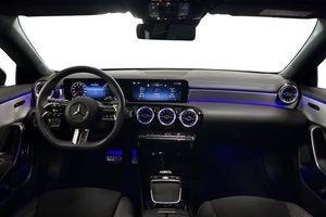 Mercedes CLA250 bild 9