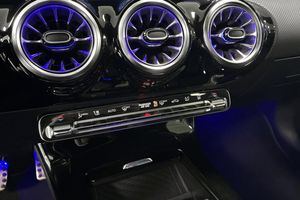 Mercedes CLA250 bild 16