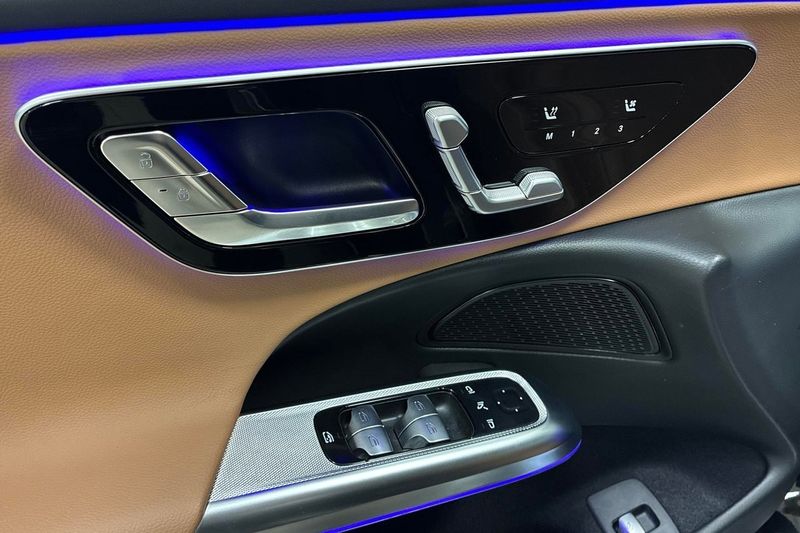 Mercedes E300 bild 16
