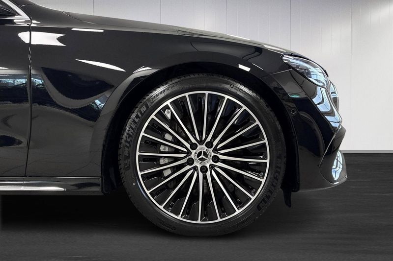 Mercedes E300 bild 12