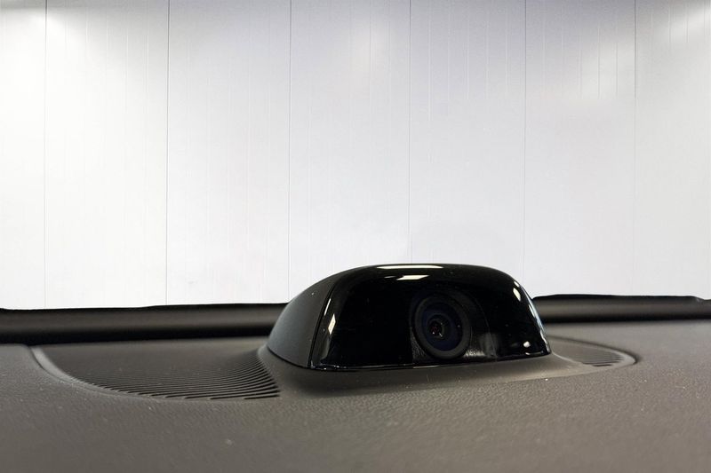 Mercedes E300 bild 15