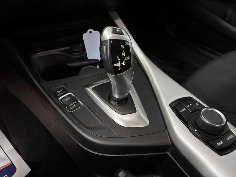 BMW 118 bild 15