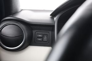 Suzuki Ignis bild 33