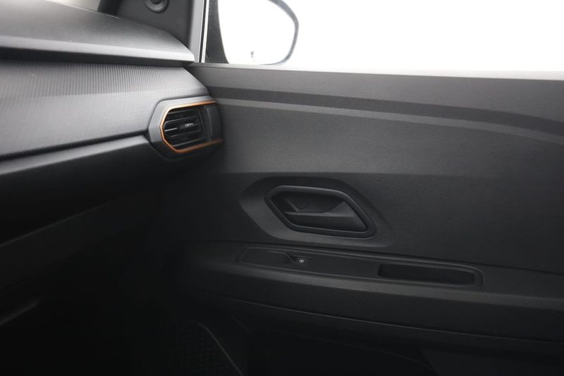 Dacia Sandero bild 27