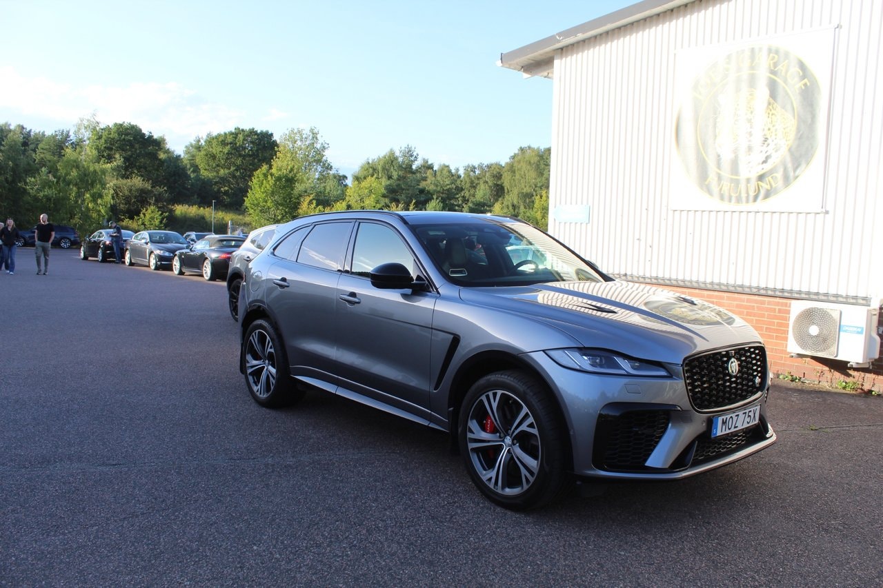Jaguar F-Pace
