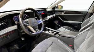Volkswagen Passat bild 7