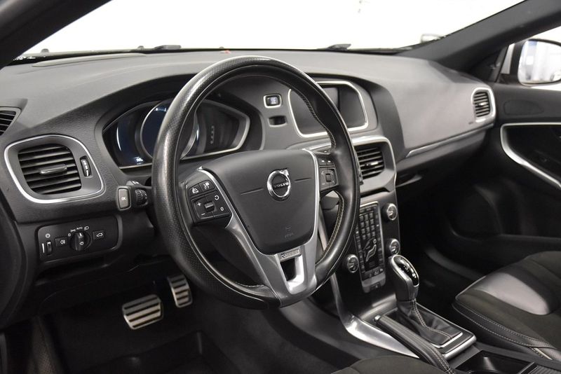 Volvo V40 bild 9