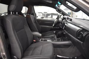 Toyota Hilux bild 13