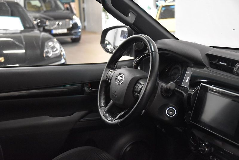 Toyota Hilux bild 9