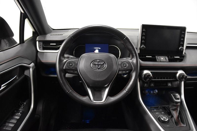 Toyota RAV4 bild 2