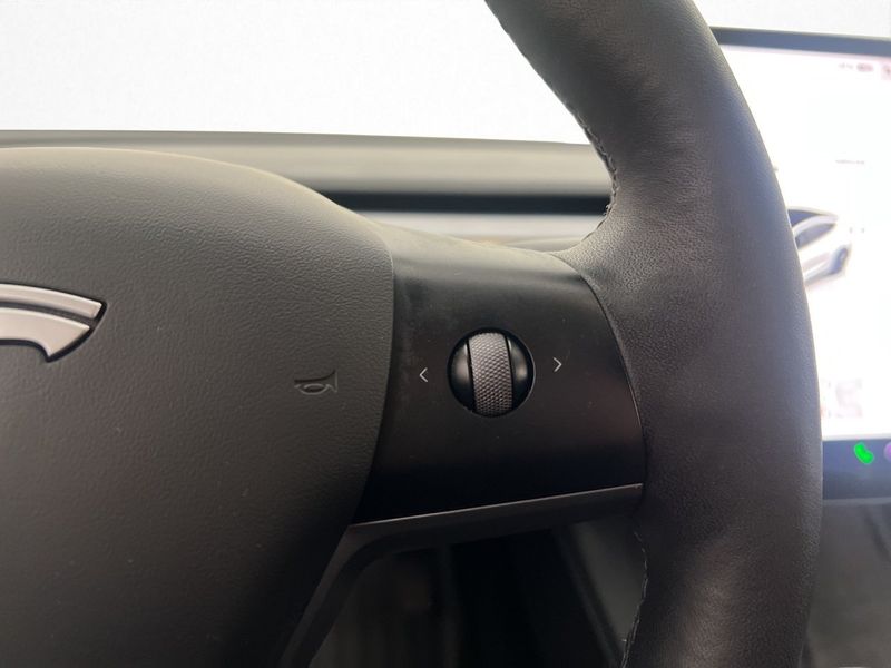Tesla Model 3 bild 19