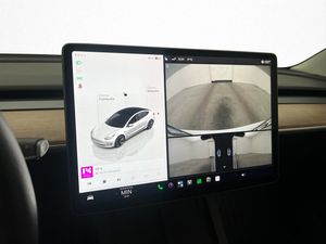 Tesla Model 3 bild 24