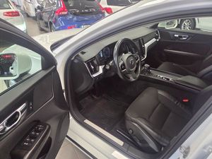 Volvo V60 bild 2