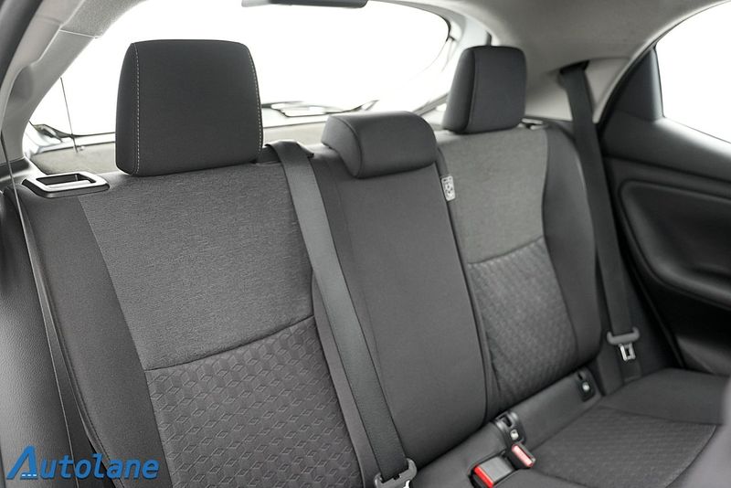 Toyota Yaris bild 24