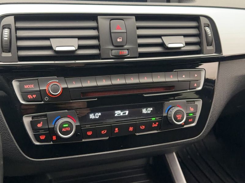 BMW 118 bild 22