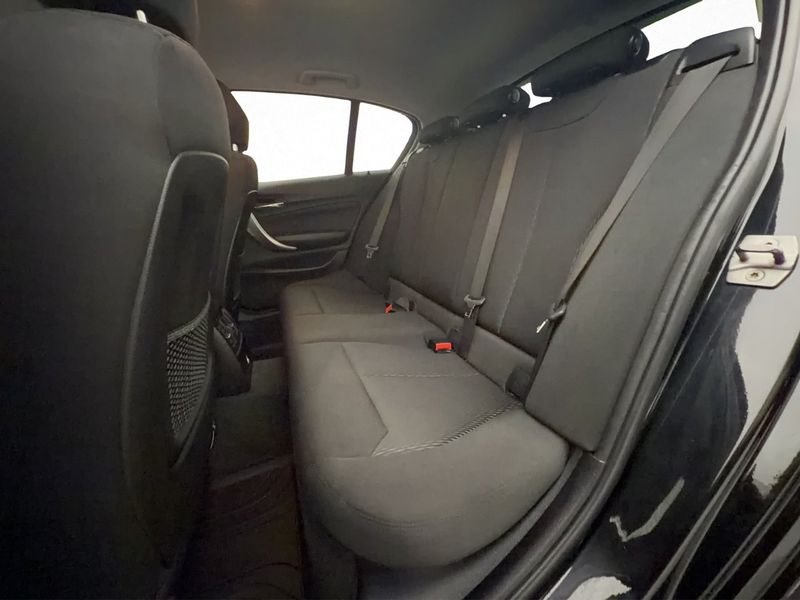 BMW 118 bild 26