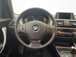 BMW 118 bild 13