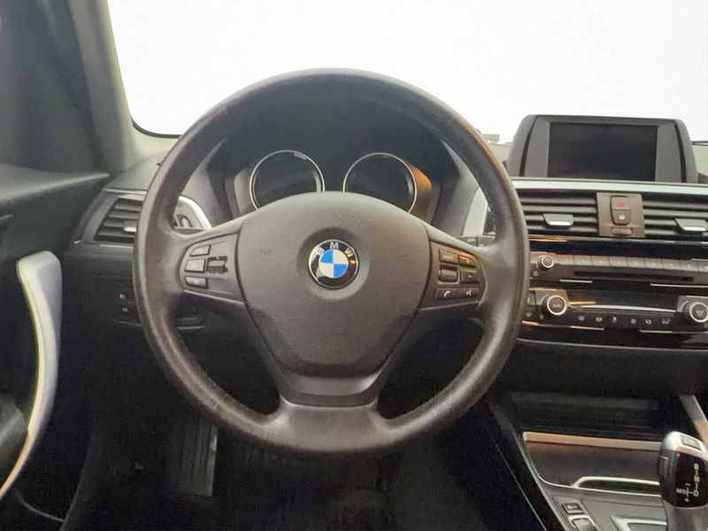 BMW 118 bild 13