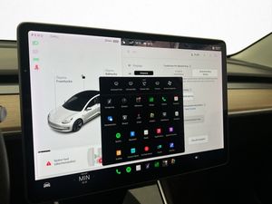 Tesla Model 3 bild 20