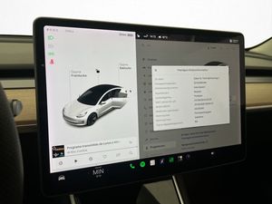Tesla Model 3 bild 24