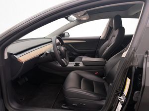 Tesla Model 3 bild 12