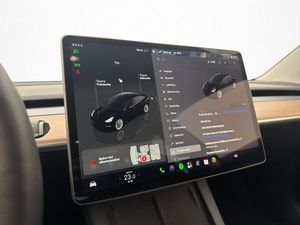Tesla Model 3 bild 25
