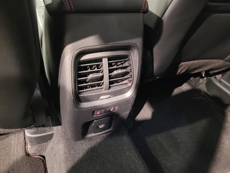 Ford Kuga bild 9