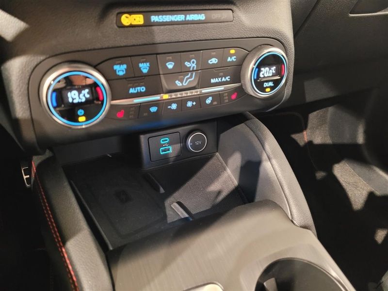 Ford Kuga bild 15