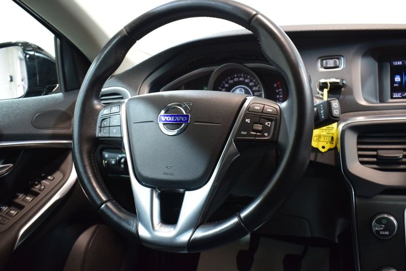 Volvo V40 bild 14