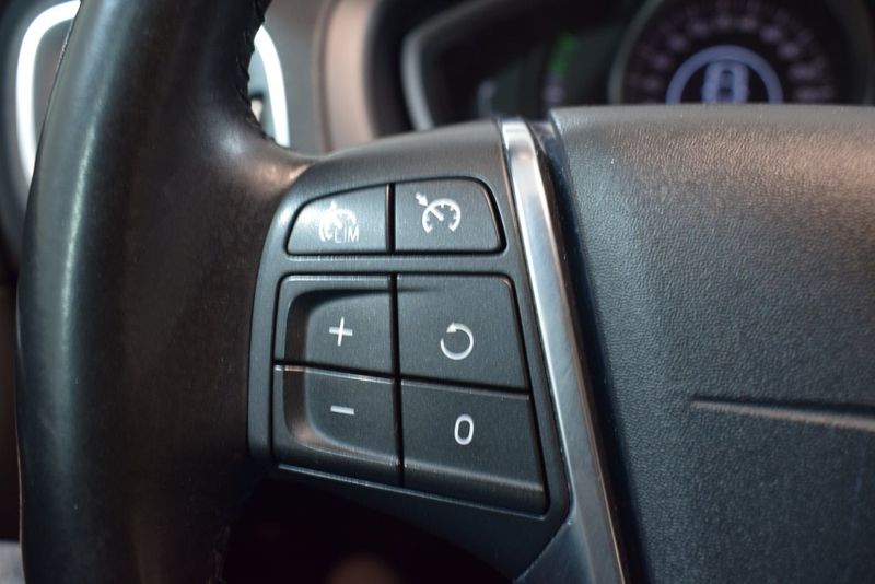 Volvo V40 bild 15