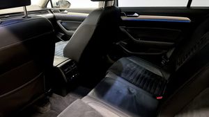 Volkswagen Passat bild 11