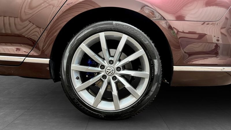 Volkswagen Passat bild 6
