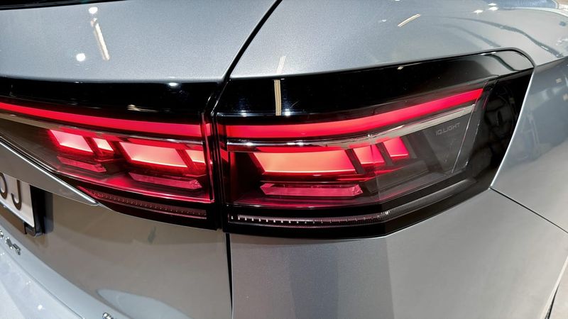 Volkswagen Passat bild 16