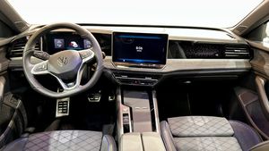 Volkswagen Passat bild 11