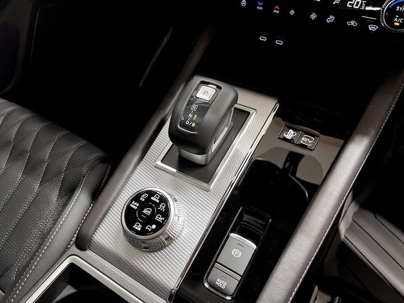 Mitsubishi Outlander bild 13