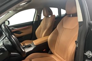 BMW i4 bild 29
