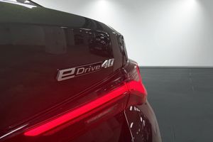 BMW i4 bild 31