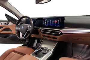 BMW i4 bild 14
