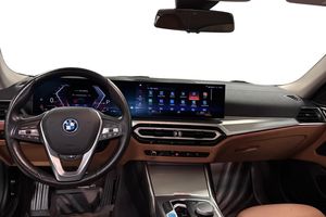 BMW i4 bild 12