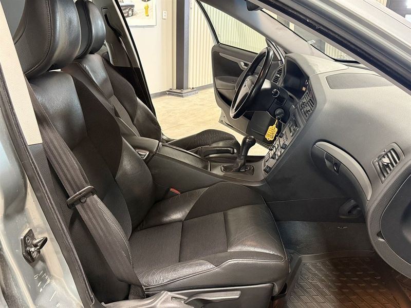 Volvo V70 bild 8