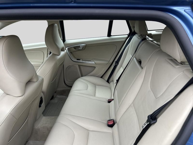 Volvo V60 bild 8