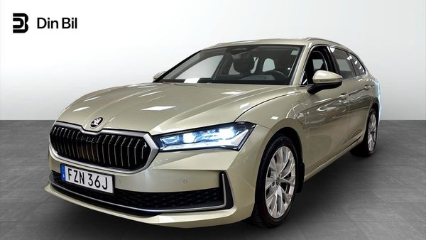 Skoda Superb Combi Selection 1,5 TSI iV 204 Hk 6 vxl DSG - 2025