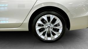 Skoda Superb bild 6
