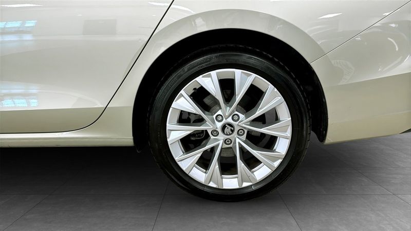 Skoda Superb bild 6