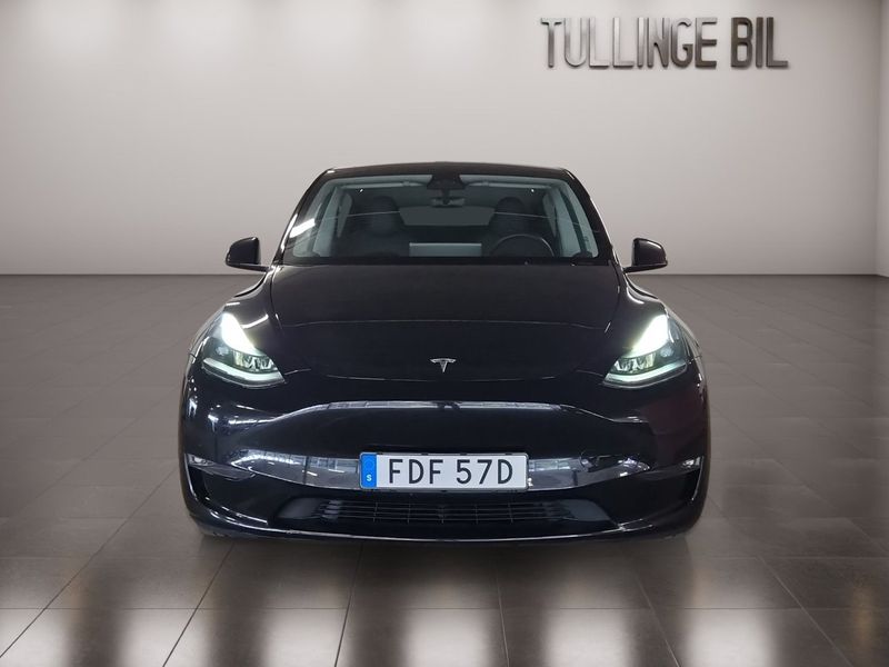 Tesla Model Y bild 8