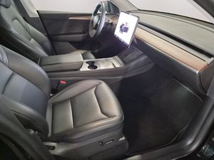 Tesla Model Y bild 10